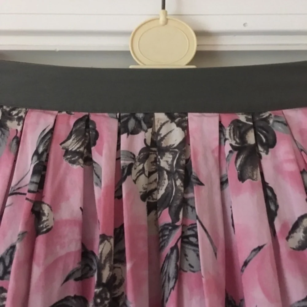 Anthropologie Odille pink grey floral skirt Sz 0 - Picture 4 of 8